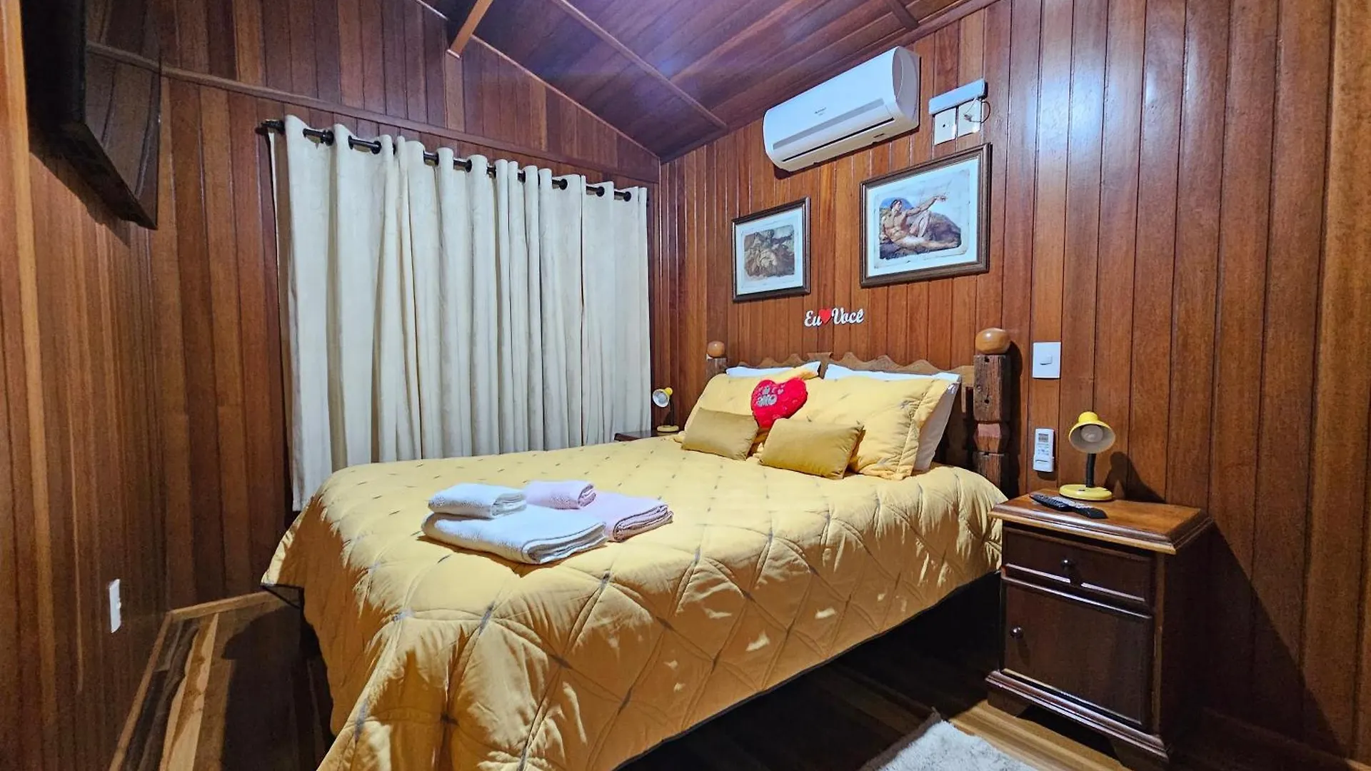 A Cabana Campos do Jordão 0*,  Brasil
